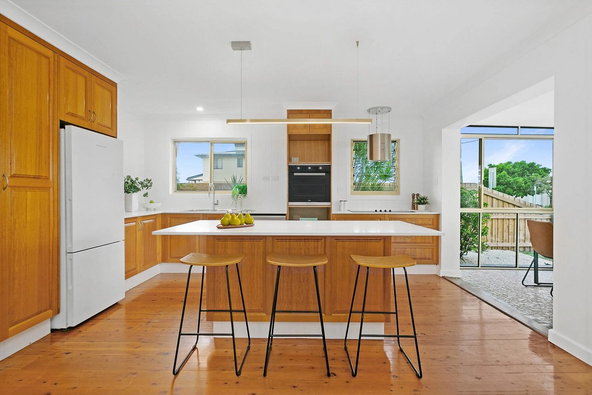 295 Adina Avenue Bilinga 2