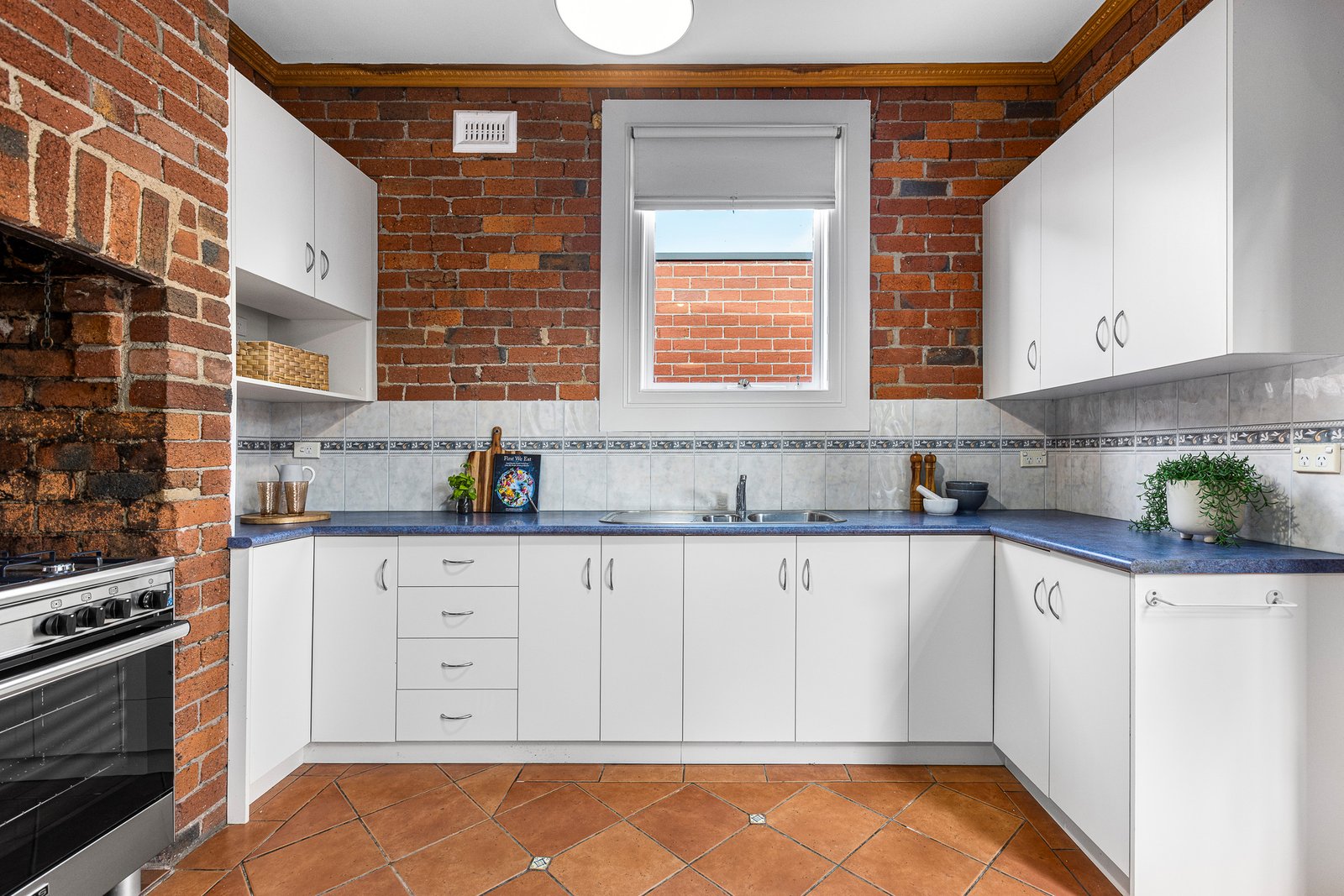 Gallery: 295 Barkly Street