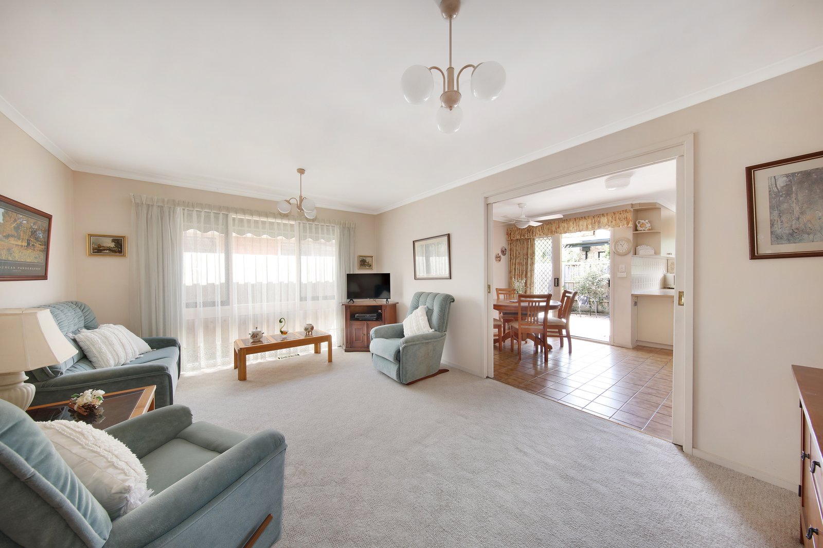 Gallery: 2/95 Castlewood Street