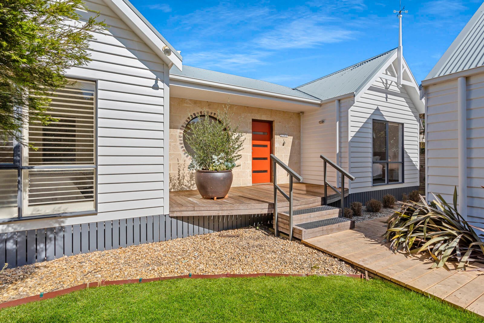 Real Estate and Property in 295 Melbourne Road, Blairgowrie, VIC