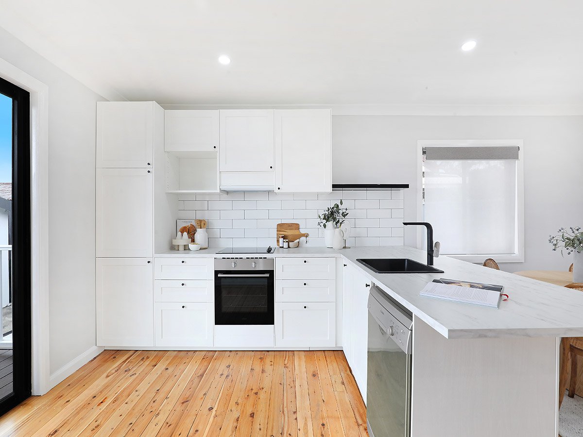 295 Northcliffe Drive BERKELEY 4