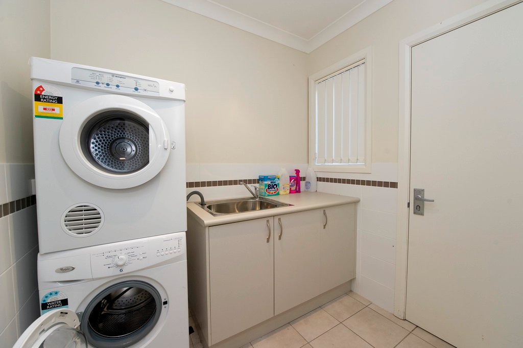 2/95 Shoal Bay Rd  NELSON BAY 13