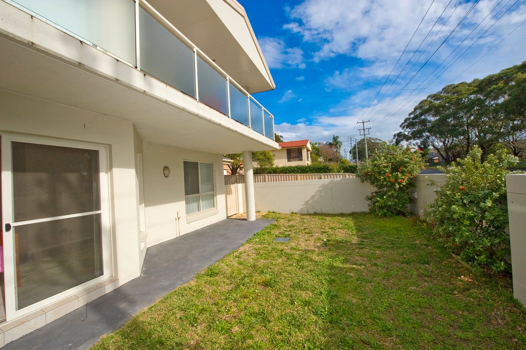 2/95 Shoal Bay Rd  NELSON BAY 16