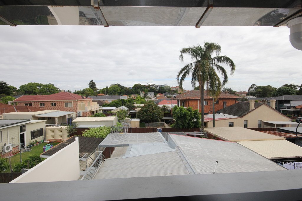 2/95 Wollongong Road ARNCLIFFE 8