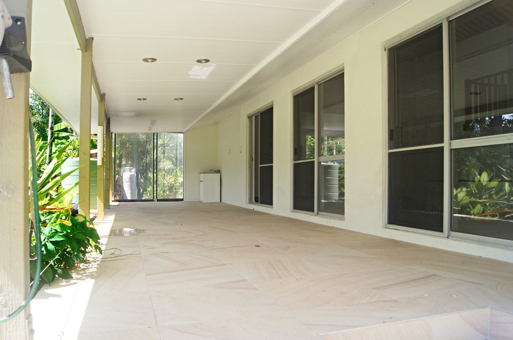 2951 Shute Harbour Road FLAMETREE 3