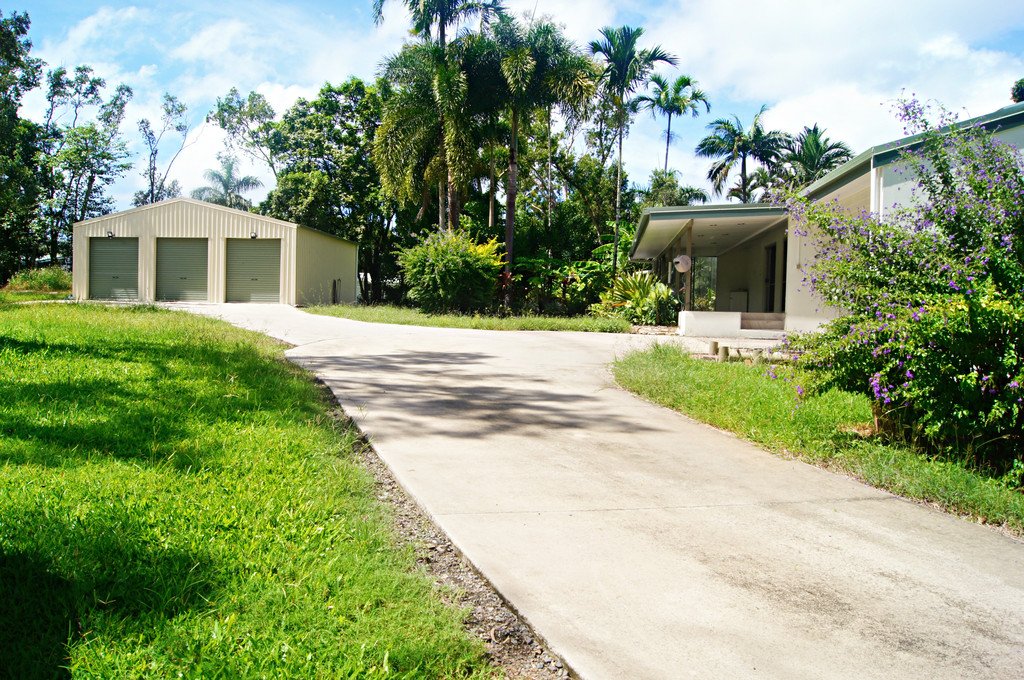 2951 Shute Harbour Road FLAMETREE 20