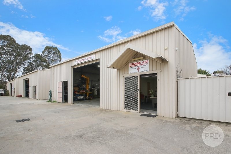 2/958 Carcoola Street NORTH ALBURY 1