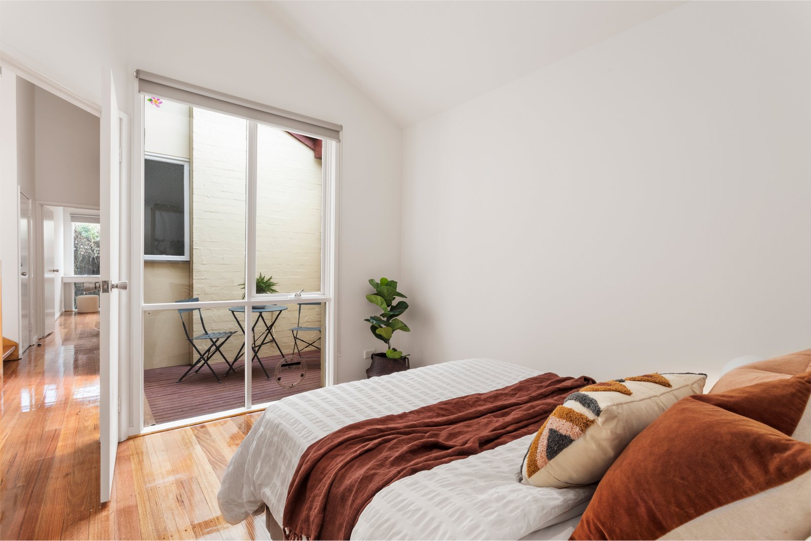 Real Estate and Property in 2/96 Broadway, Elwood, VIC