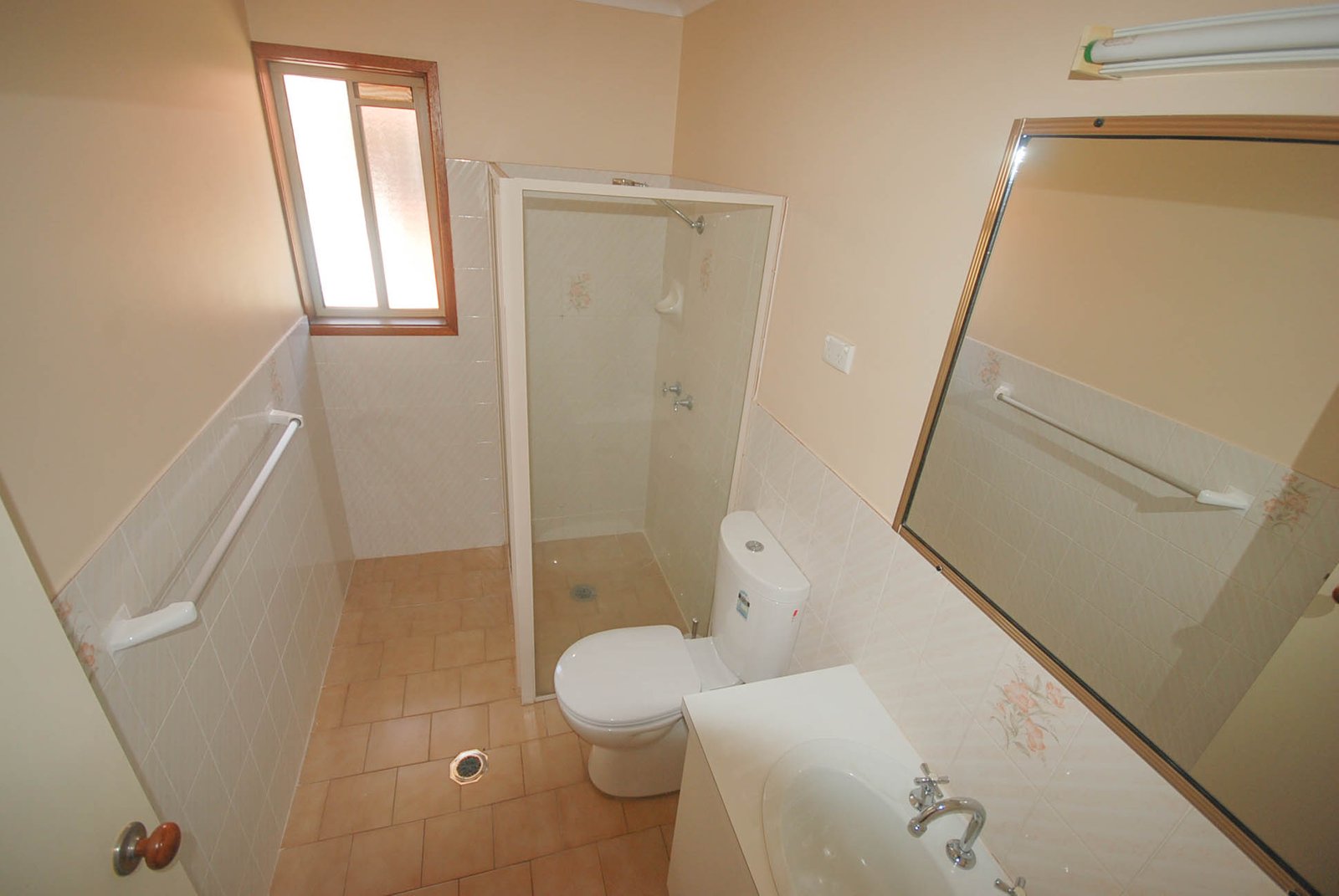 2/96 Crampton Street WAGGA WAGGA 5