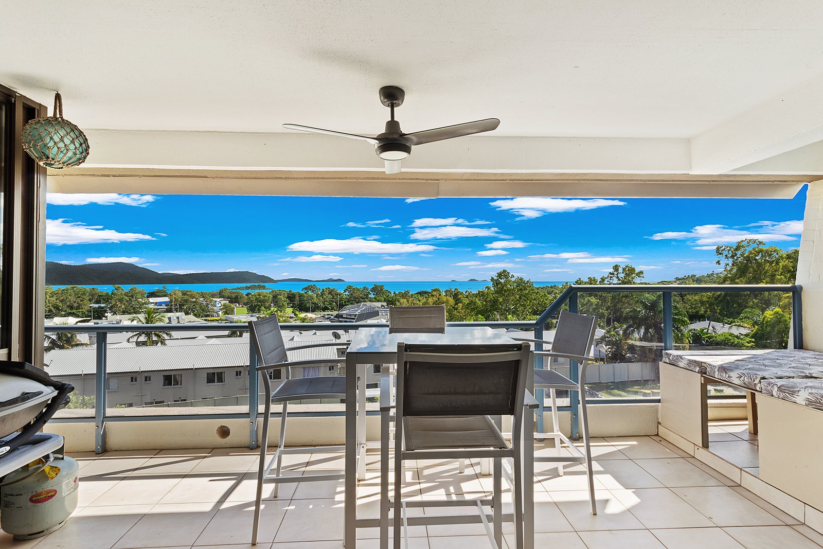 29/6 Eshelby Drive CANNONVALE 1