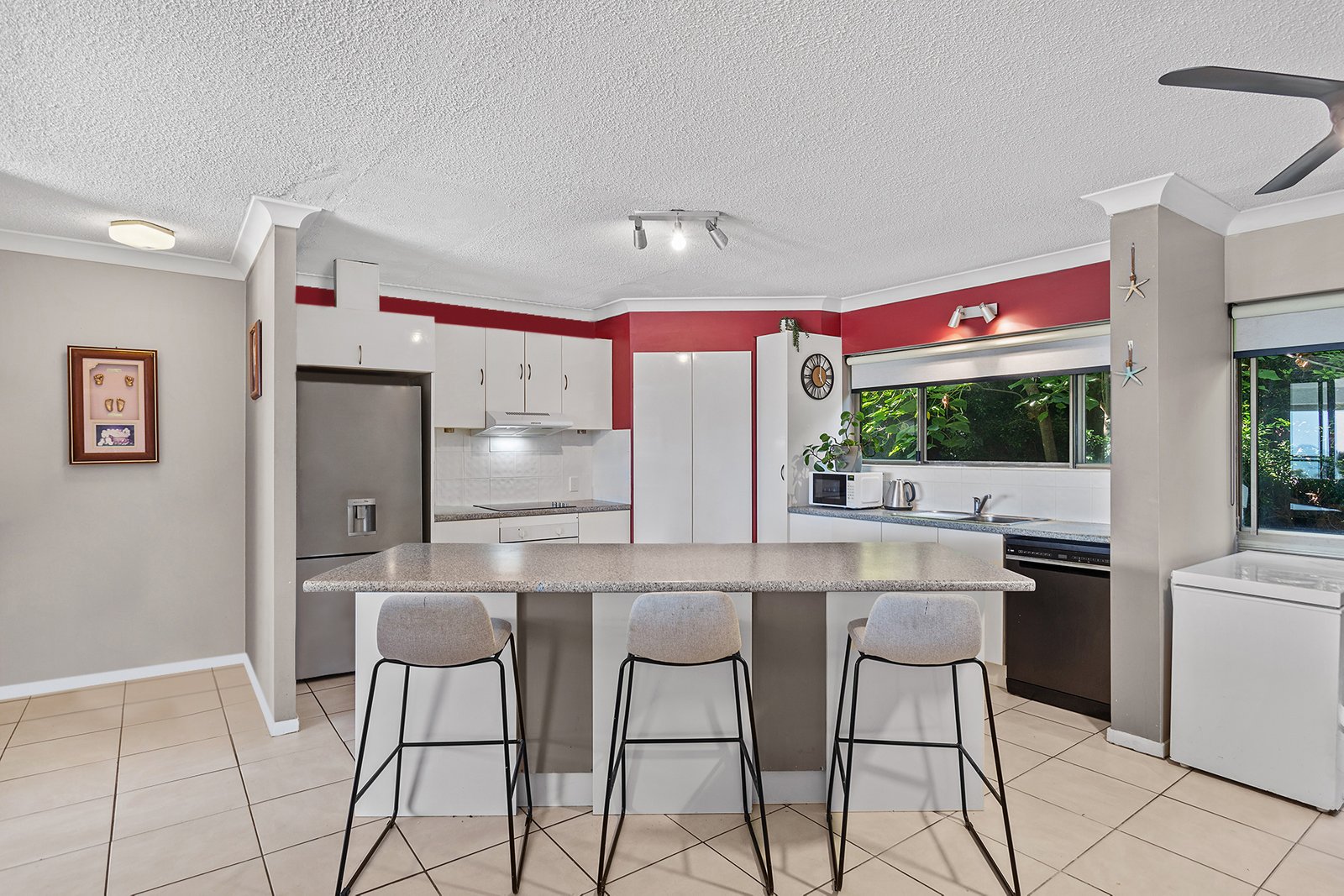 29/6 Eshelby Drive CANNONVALE 6