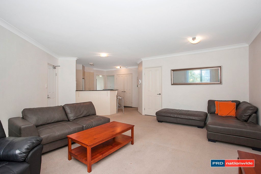 29/6 Fifth Avenue BURLEIGH HEADS 7