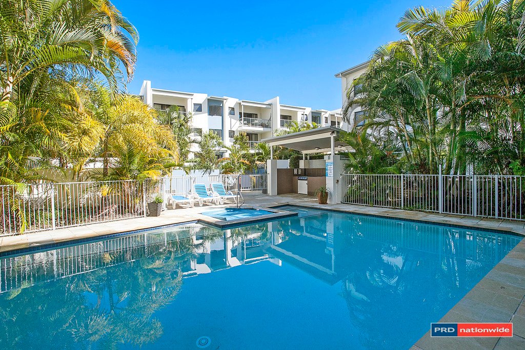 29/6 Fifth Avenue BURLEIGH HEADS 10