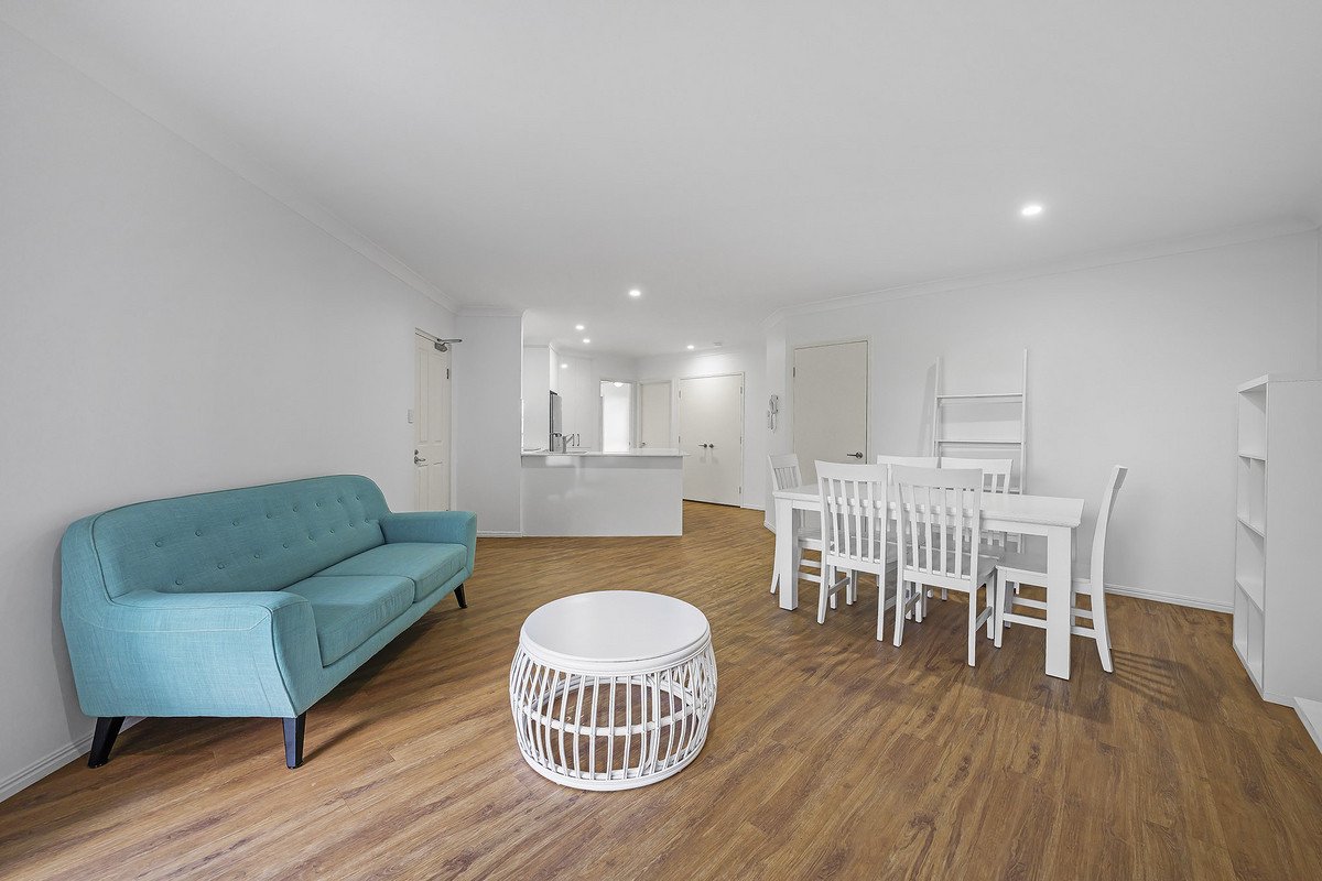 29/6 Fifth Avenue BURLEIGH HEADS 6