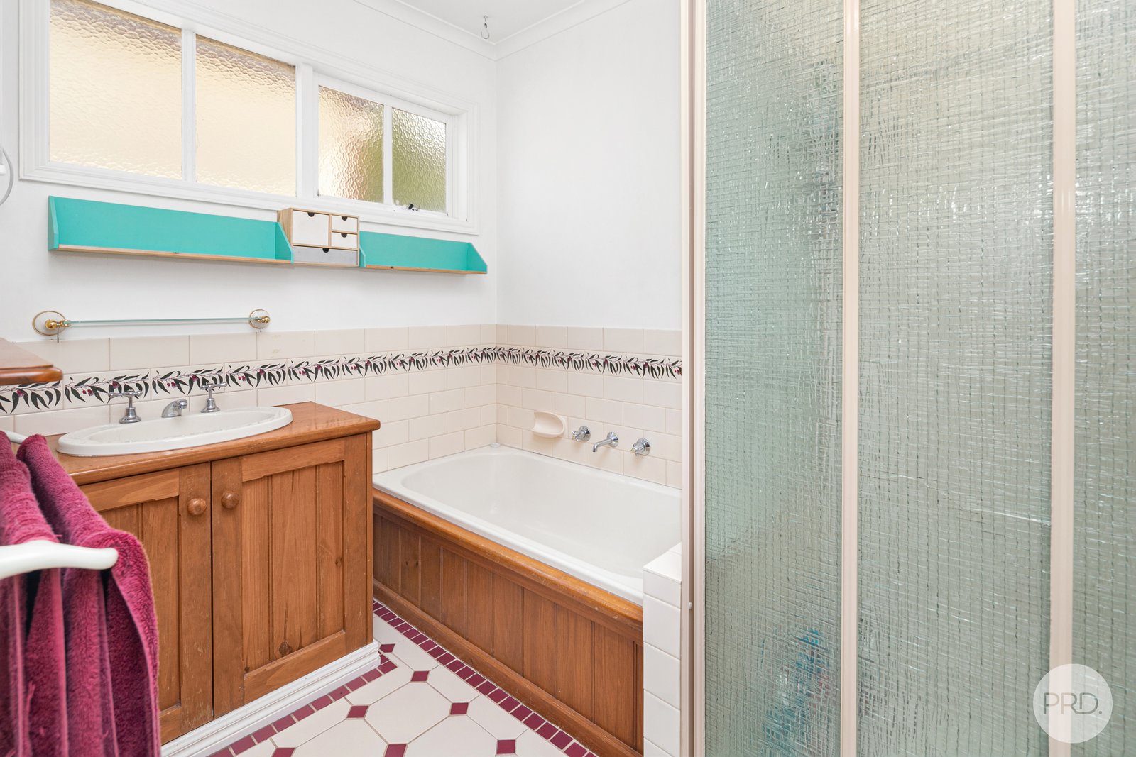 296 Happy Valley Road HAPPY VALLEY 11