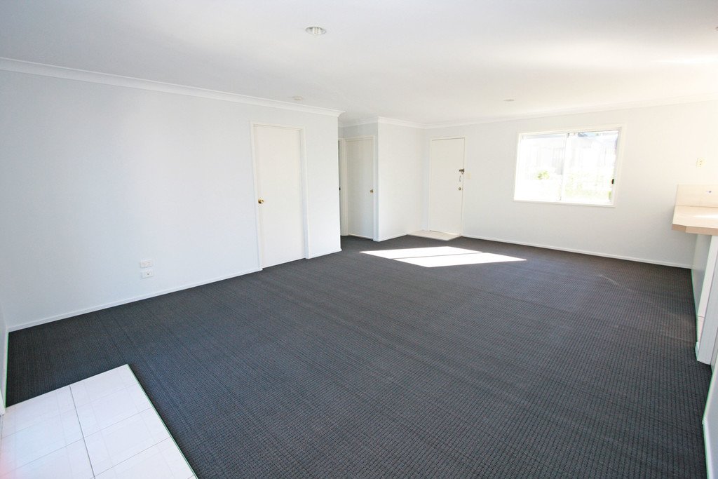 2/96 Johnston Street SOUTHPORT 5
