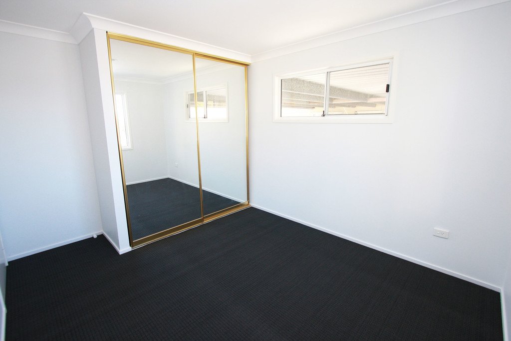 2/96 Johnston Street SOUTHPORT 7