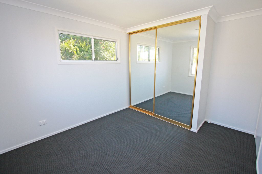 2/96 Johnston Street SOUTHPORT 8