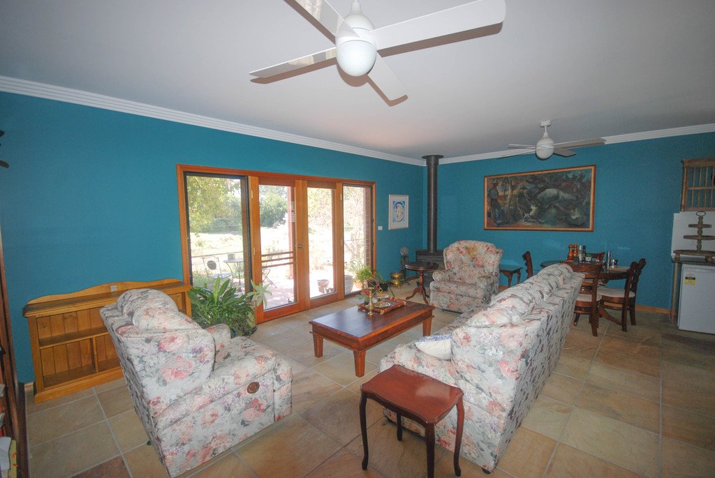 2969 Oura Road WANTABADGERY 5