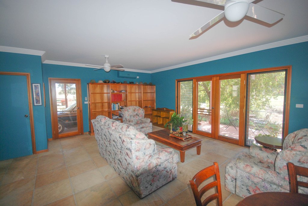 2969 Oura Road WANTABADGERY 6