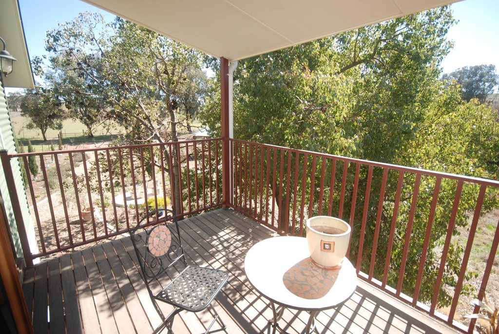 2969 Oura Road WANTABADGERY 11