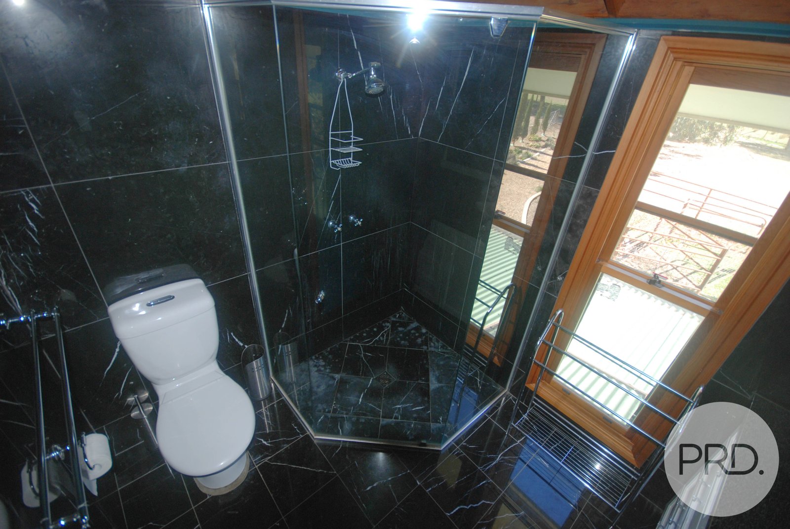 2969 Oura Road WANTABADGERY 9