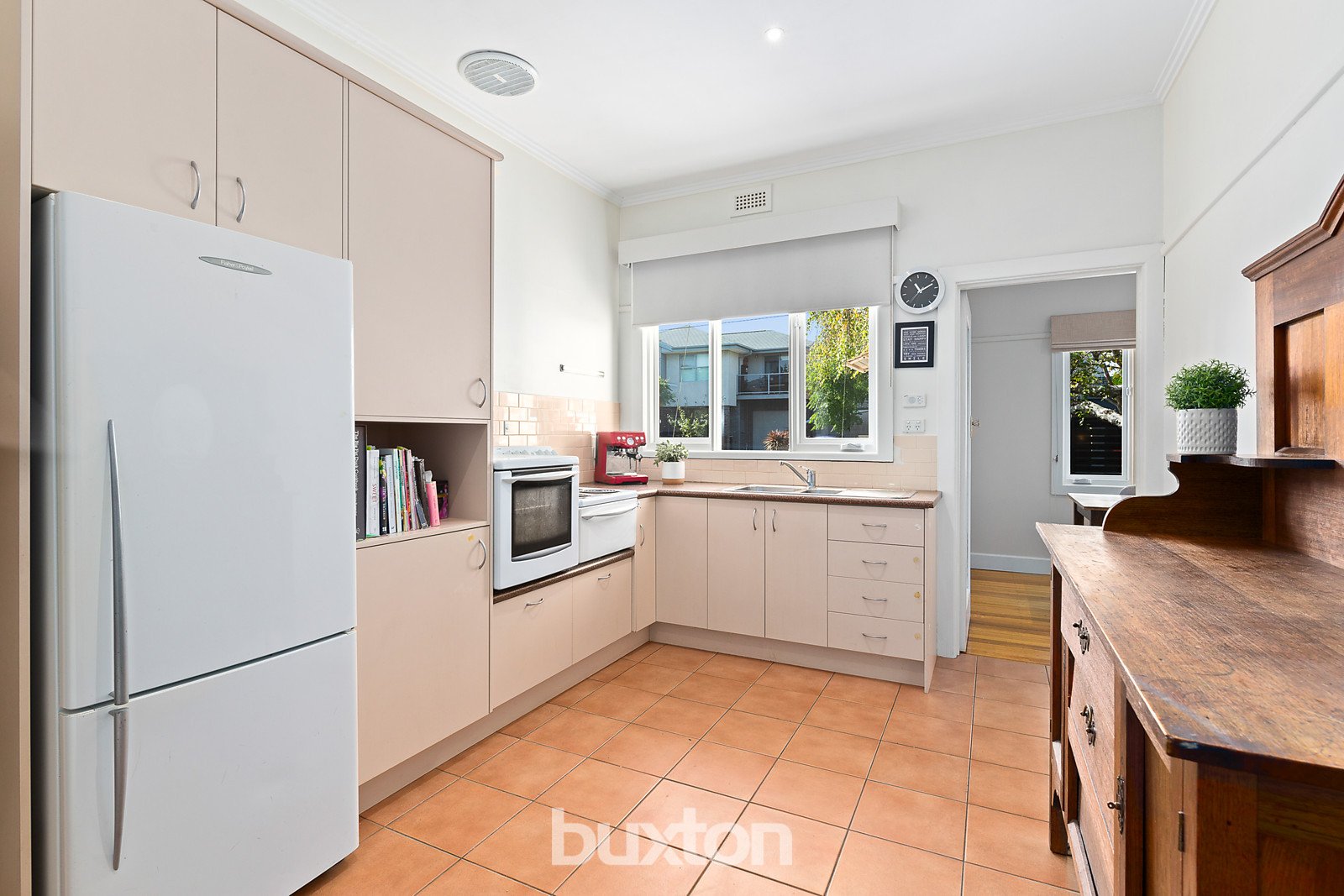 Gallery: 297 Bay Road