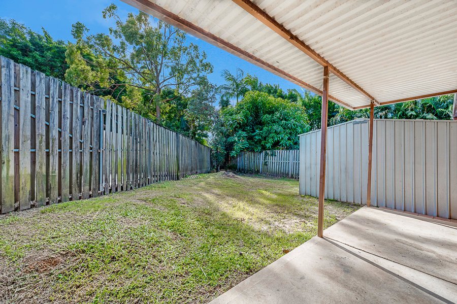 2/97 Corunna Cres  ASHMORE 9