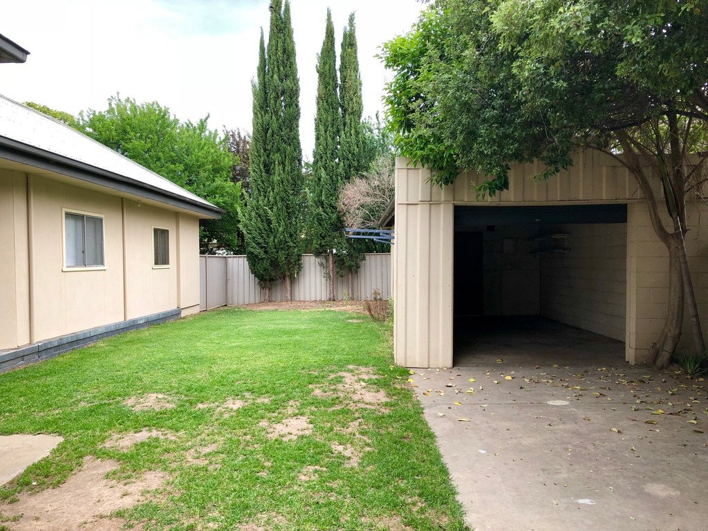 297 Gulpha Street NORTH ALBURY 8