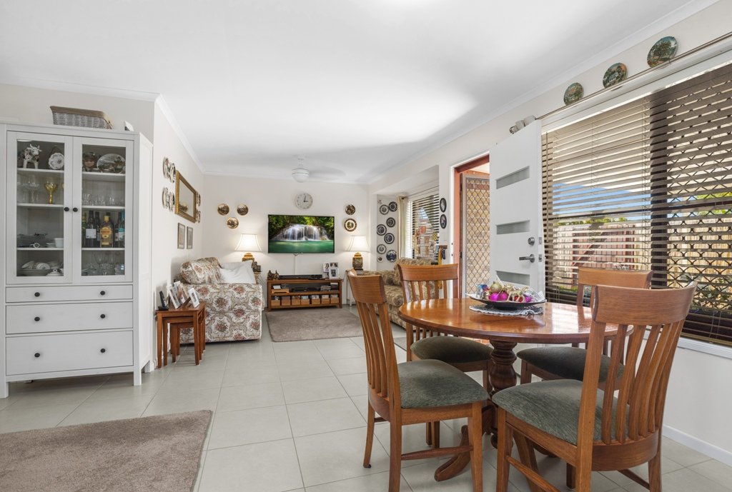 2/97 Nellie Street NUNDAH 2