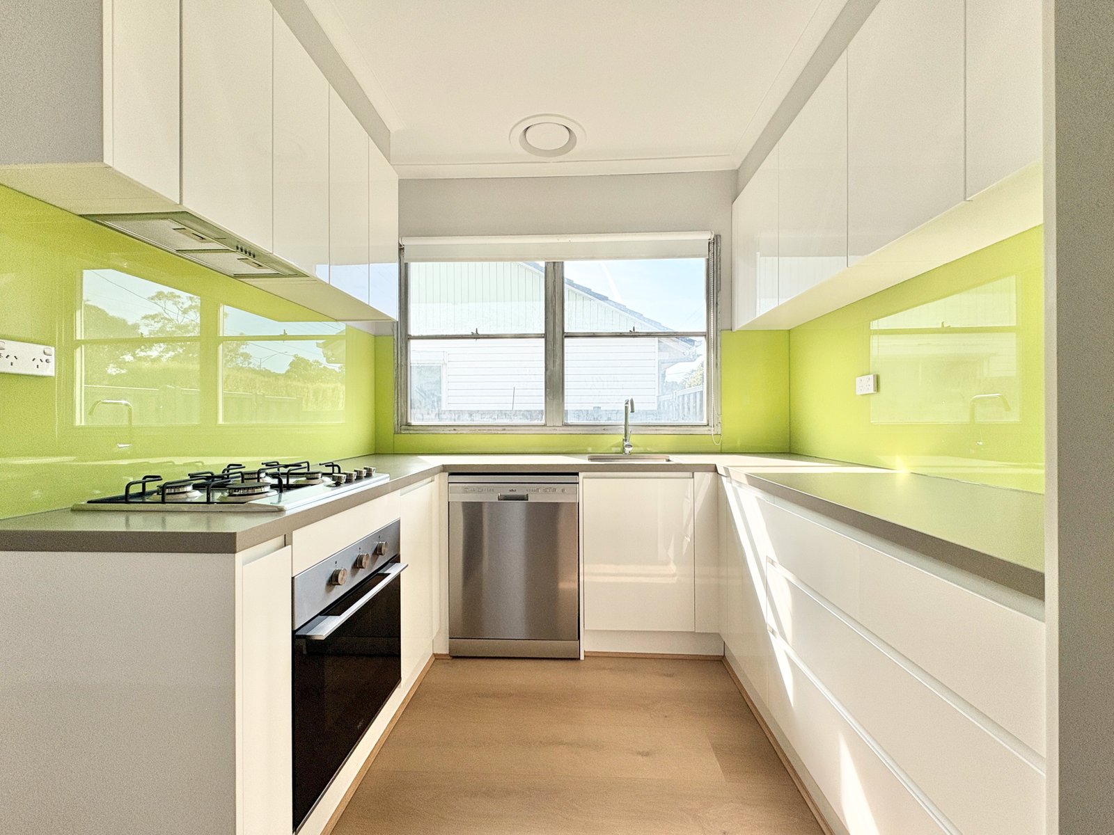 Gallery: 297 Princes Highway