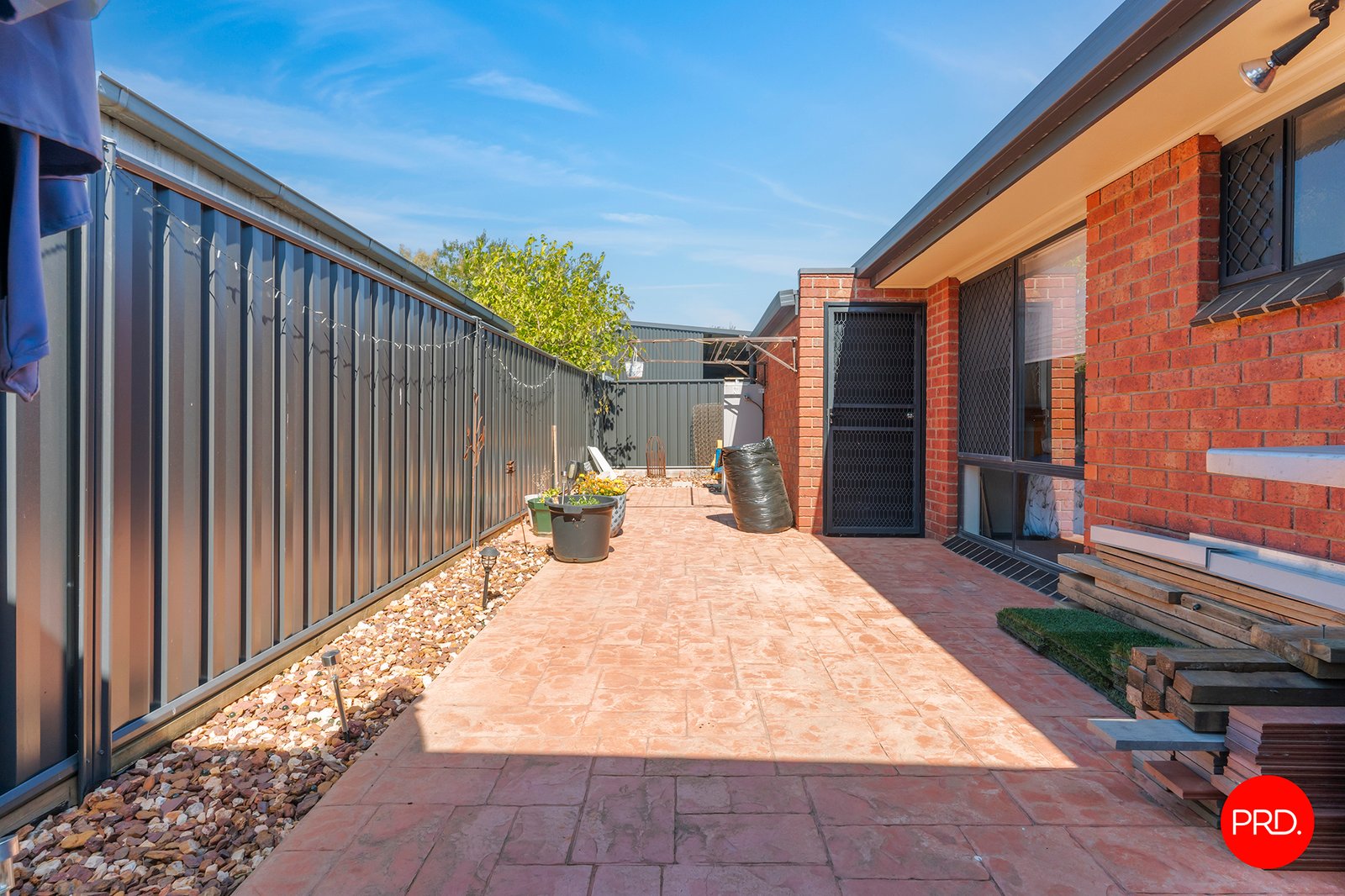 2/97B Panton Street GOLDEN SQUARE 11