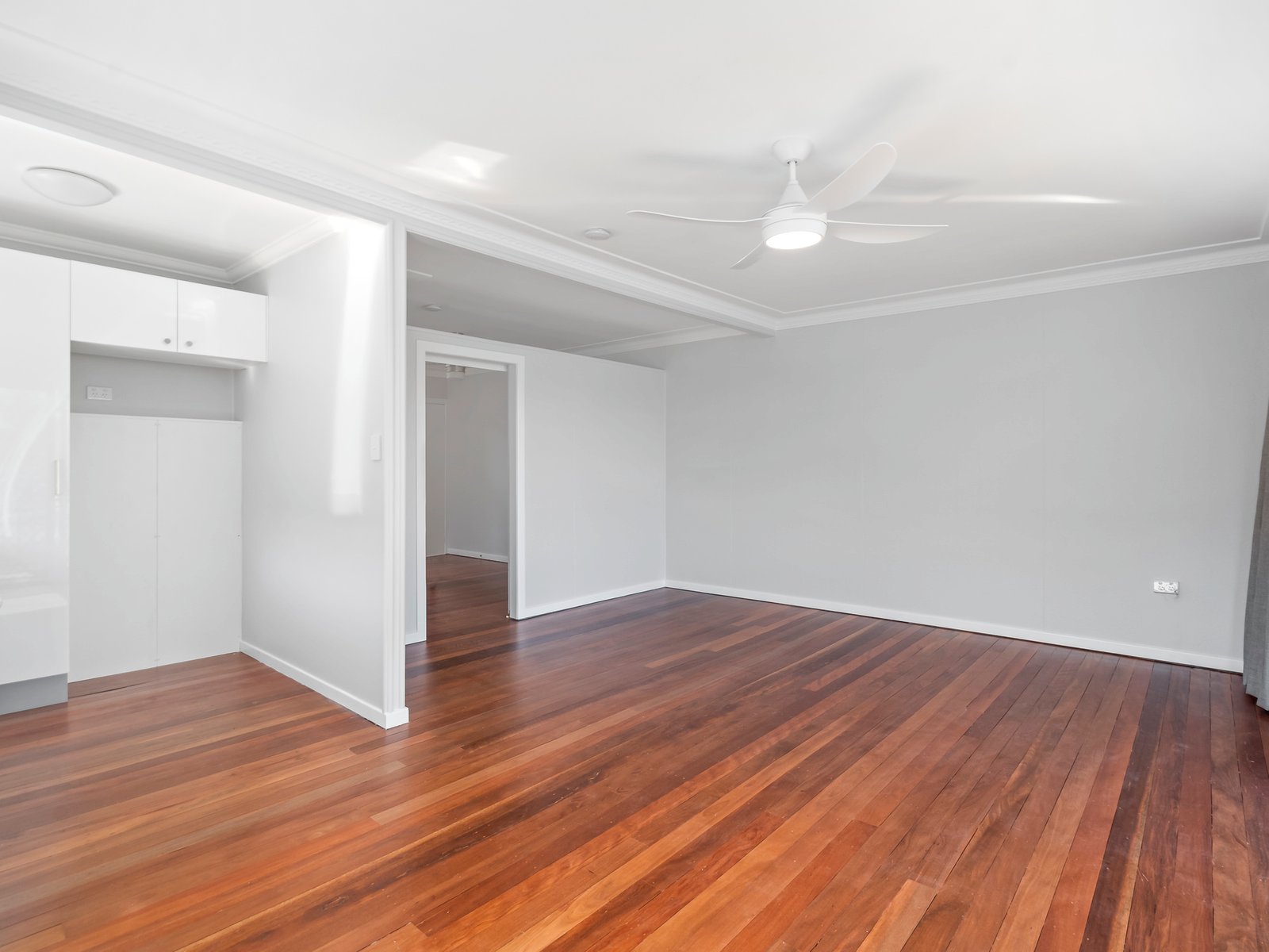 2/98 Duringan Street CURRUMBIN 9