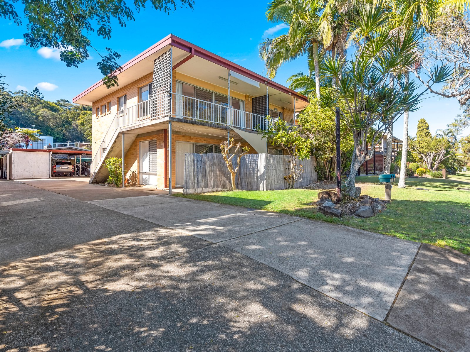 2/98 Duringan Street CURRUMBIN 13