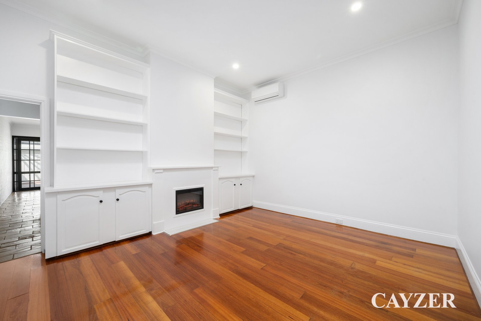 Gallery: 298 Esplanade East