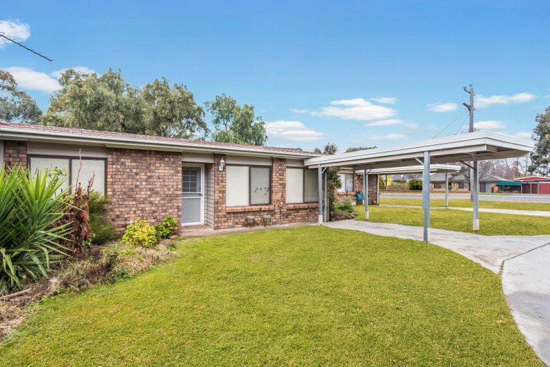 2/98 Holmes Road BENDIGO 1