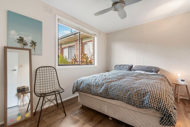 2/98 Holmes Road BENDIGO 3