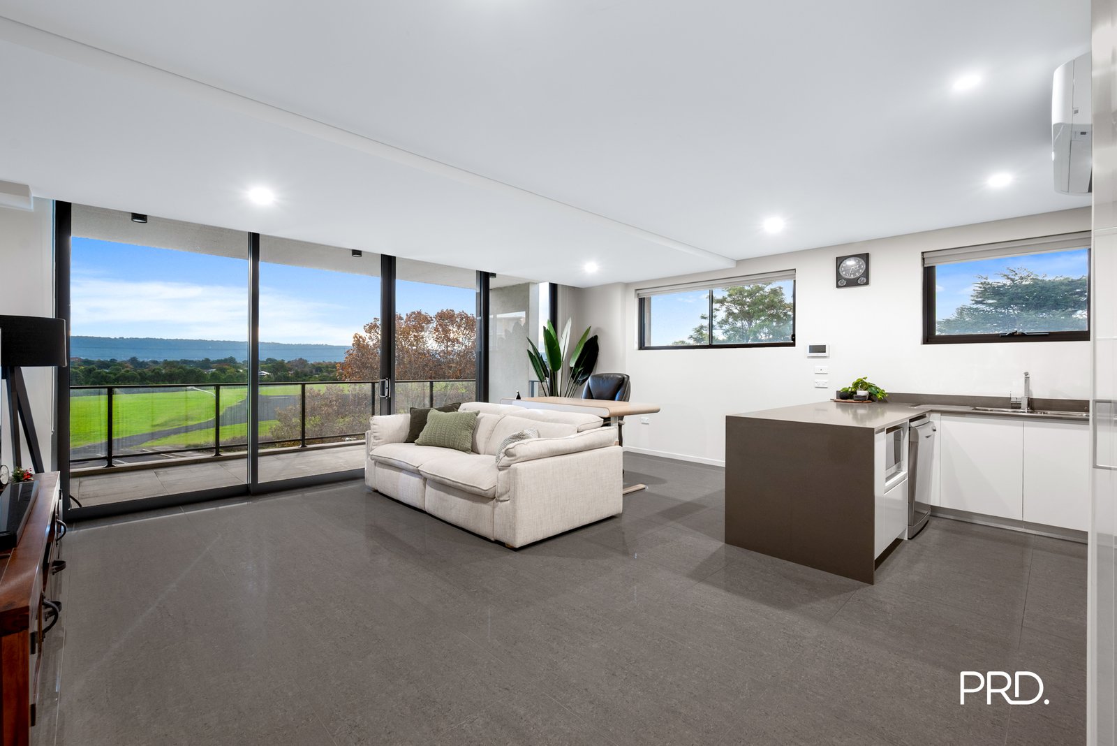 29/8 John Tipping Grove PENRITH 2