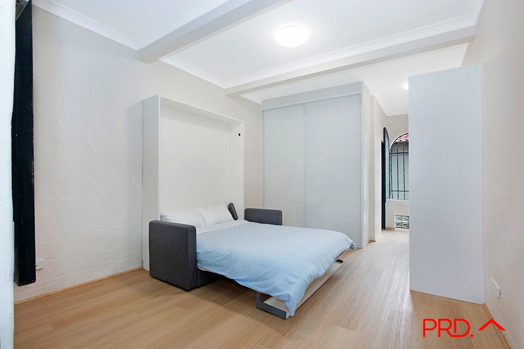 29/8 Phillip Street REDFERN 4