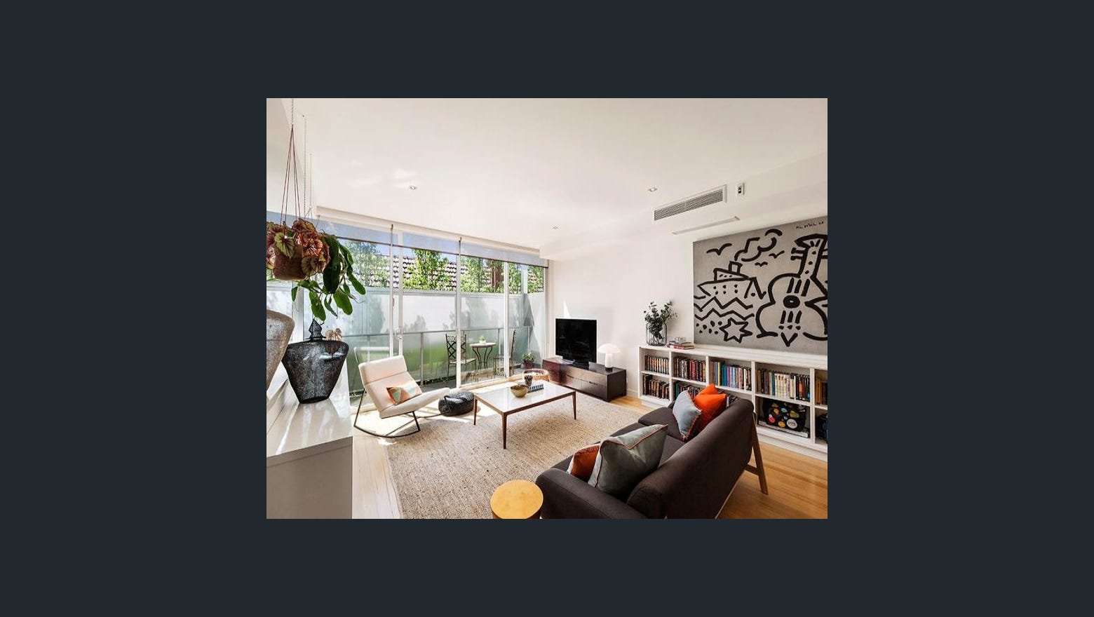 Gallery: 2/98 Westbury Street