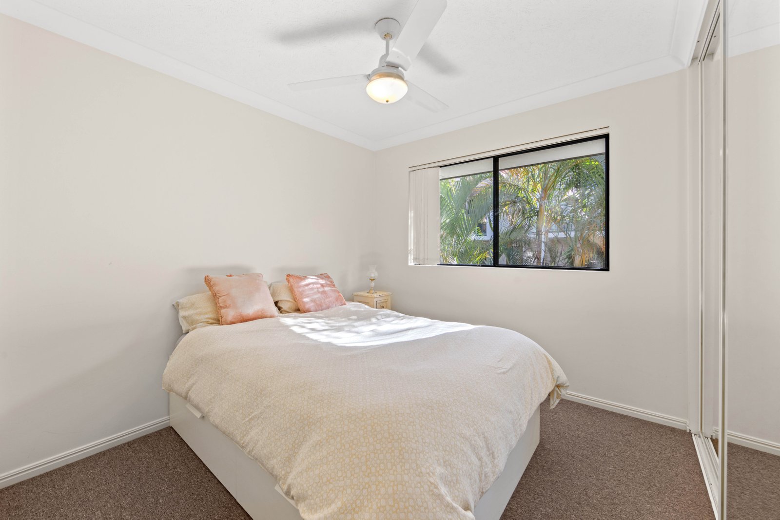 29/84-86 High Street SOUTHPORT 6