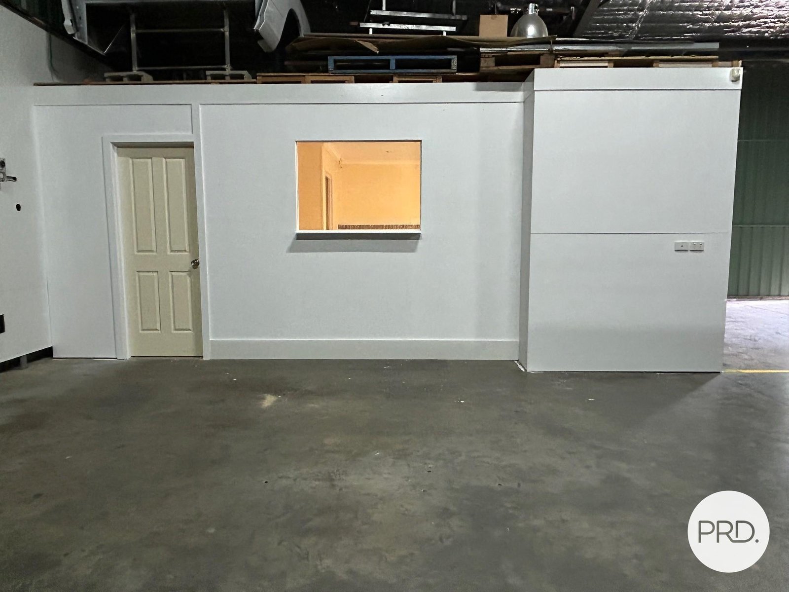 2/986 Carcoola Street NORTH ALBURY 6