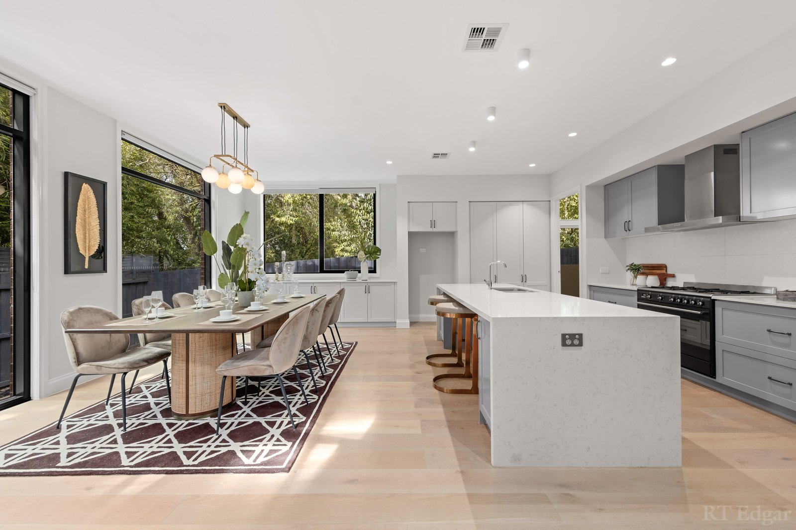 Real Estate and Property in 2/99 Kenmare Street, Mont Albert North, VIC