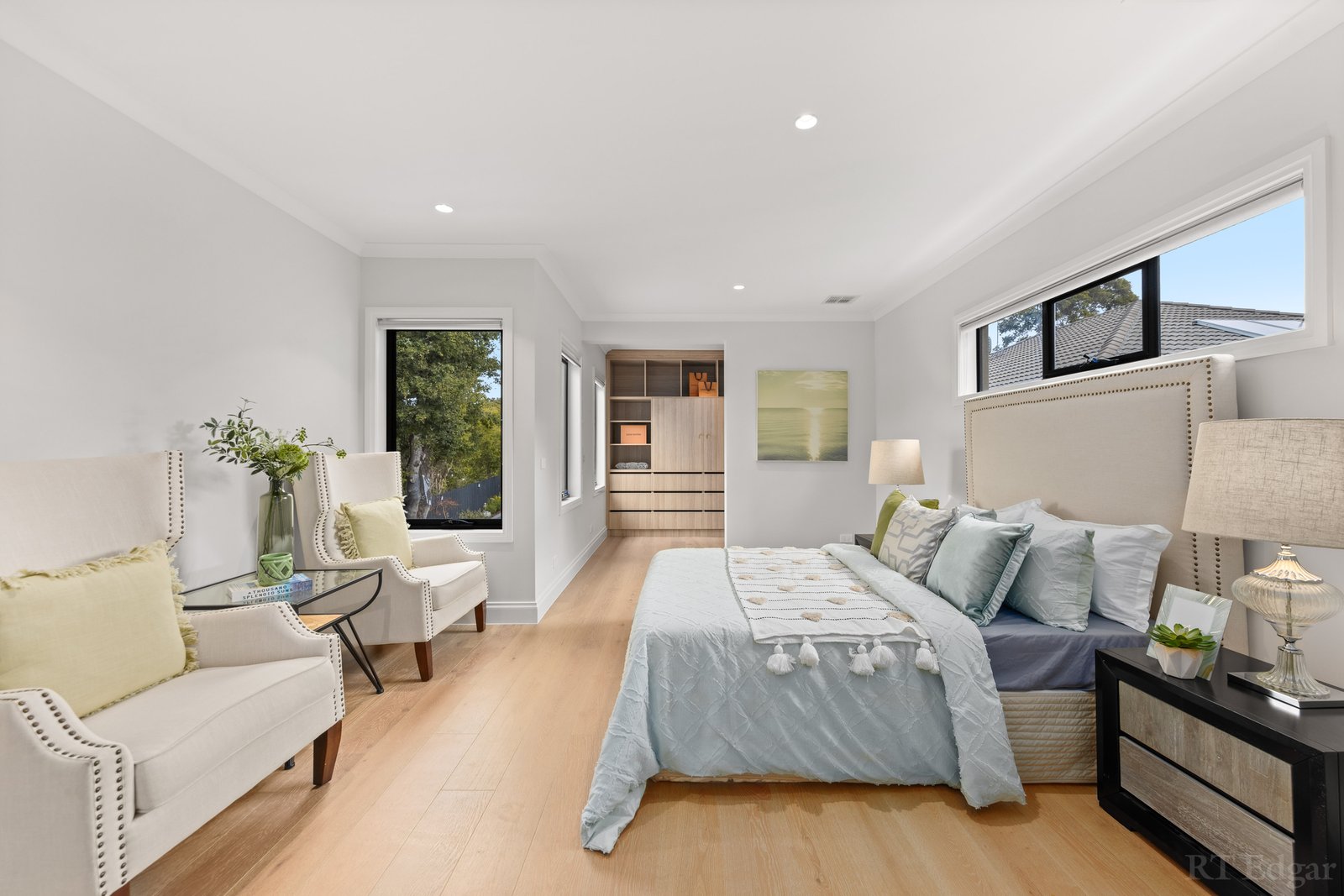 Real Estate and Property in 2/99 Kenmare Street, Mont Albert North, VIC