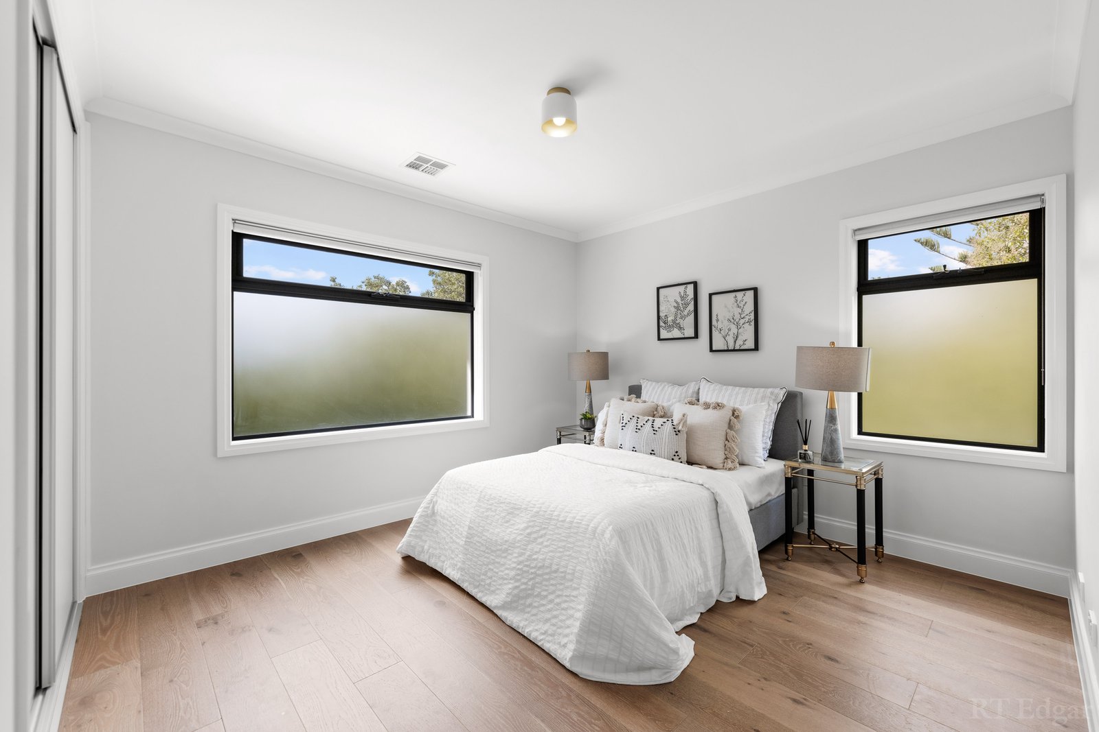 Real Estate and Property in 2/99 Kenmare Street, Mont Albert North, VIC