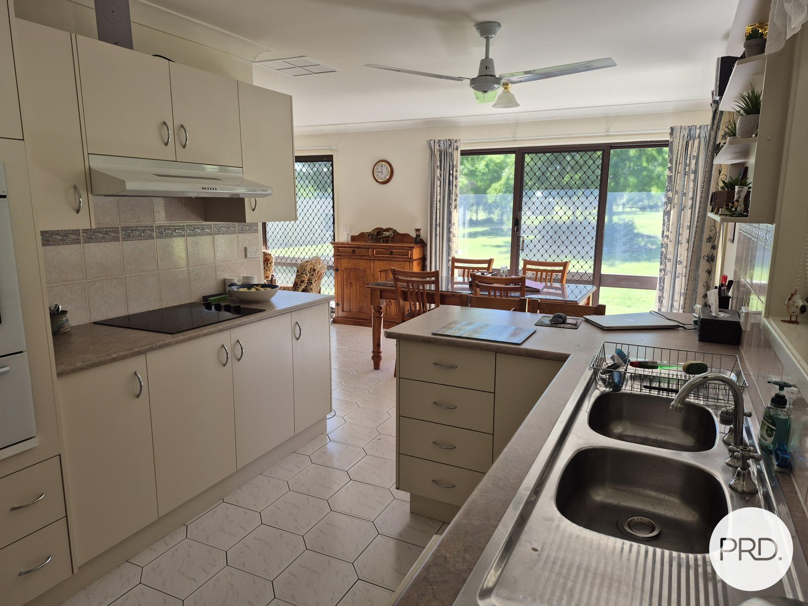 299 Whitehouse Lane TAMWORTH 21