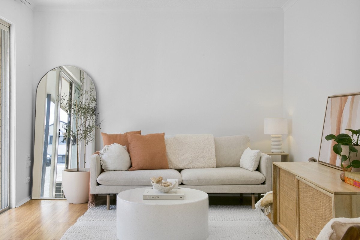 2/991 Gold Coast Highway Palm Beach 6
