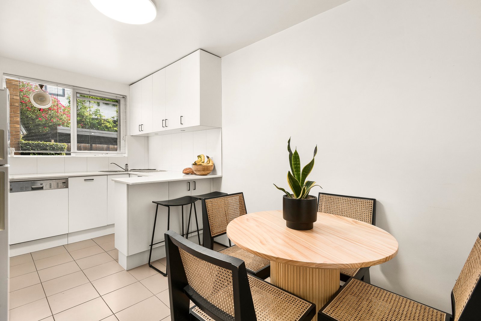 Real Estate and Property in 2/995 Burke Road, Camberwell, VIC