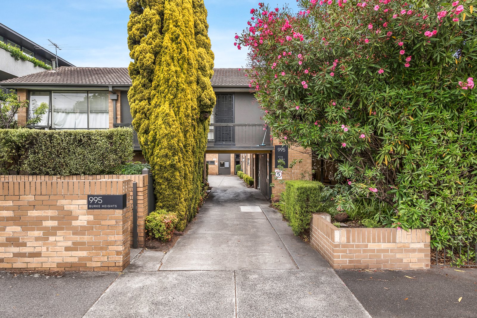 Real Estate and Property in 2/995 Burke Road, Camberwell, VIC