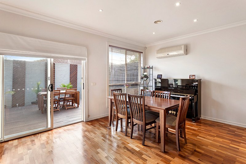Gallery: 299a East Boundary Road